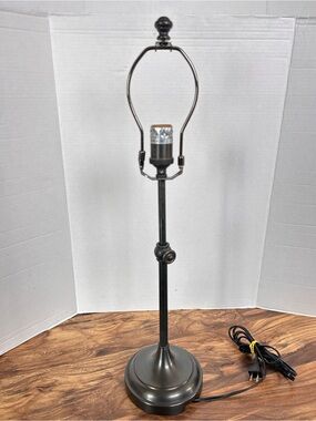 Pottery Barn Chelsea Bronze Table Lamp Adjustable 24-28”